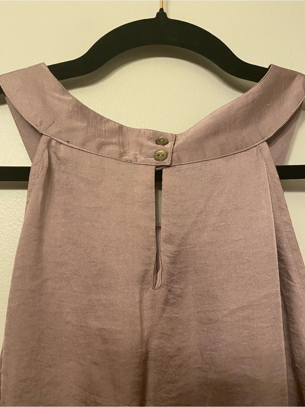 Violet & Claire Mauve Sleeveless Tank Top with Button Back